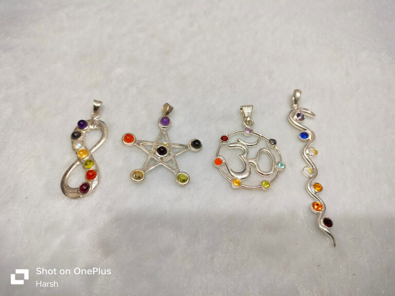 7 Chakra Pendant